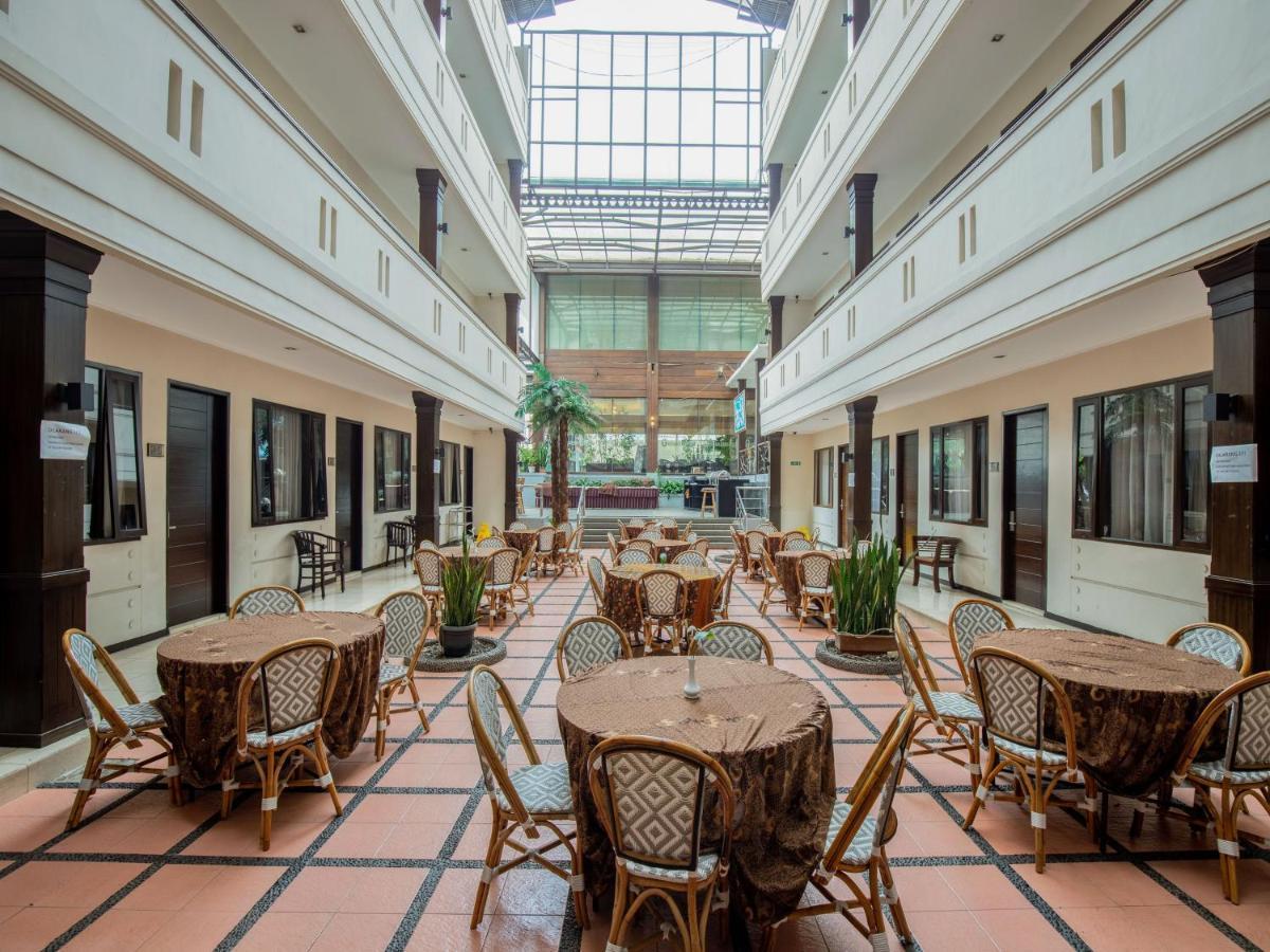 Takashimaya Hotel & Convention ليمبانغ المظهر الخارجي الصورة